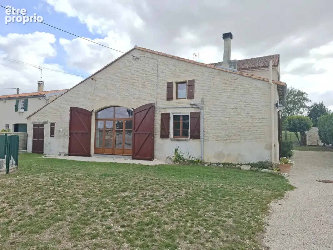 Maison 4 chambres impeccablement entretenue avec vue imprenable sur la campagne - photo 16