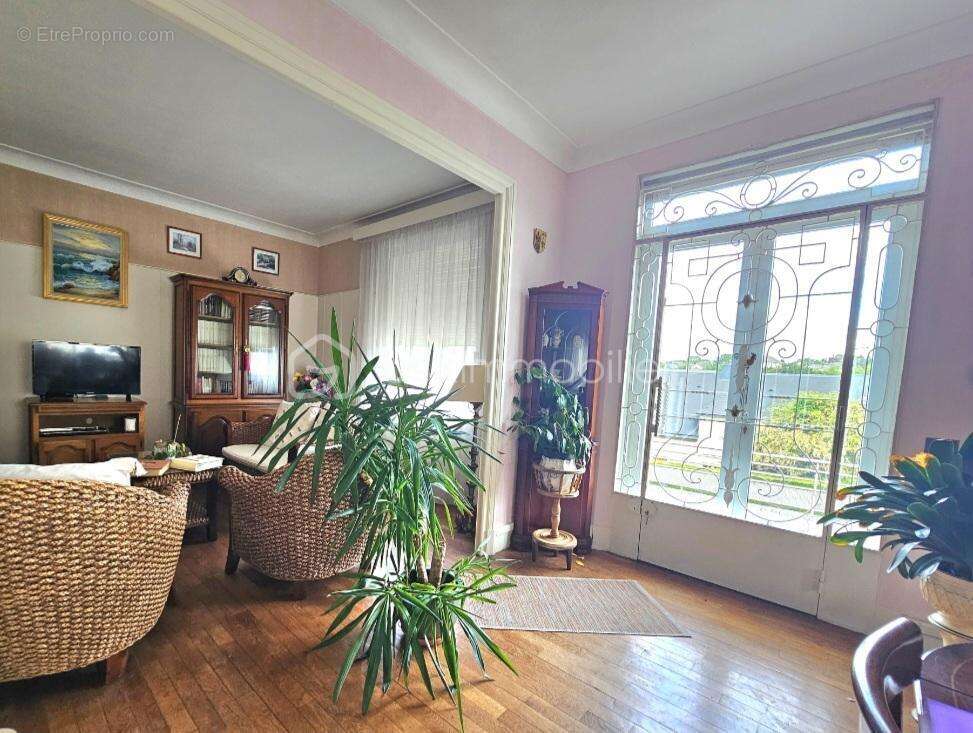 Maison à VIRE