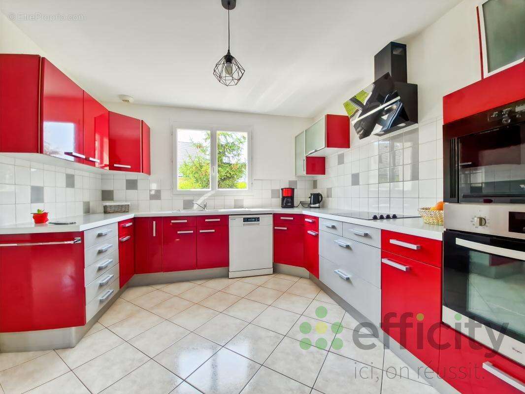 Maison 160 m² à Aigne  - photo 5