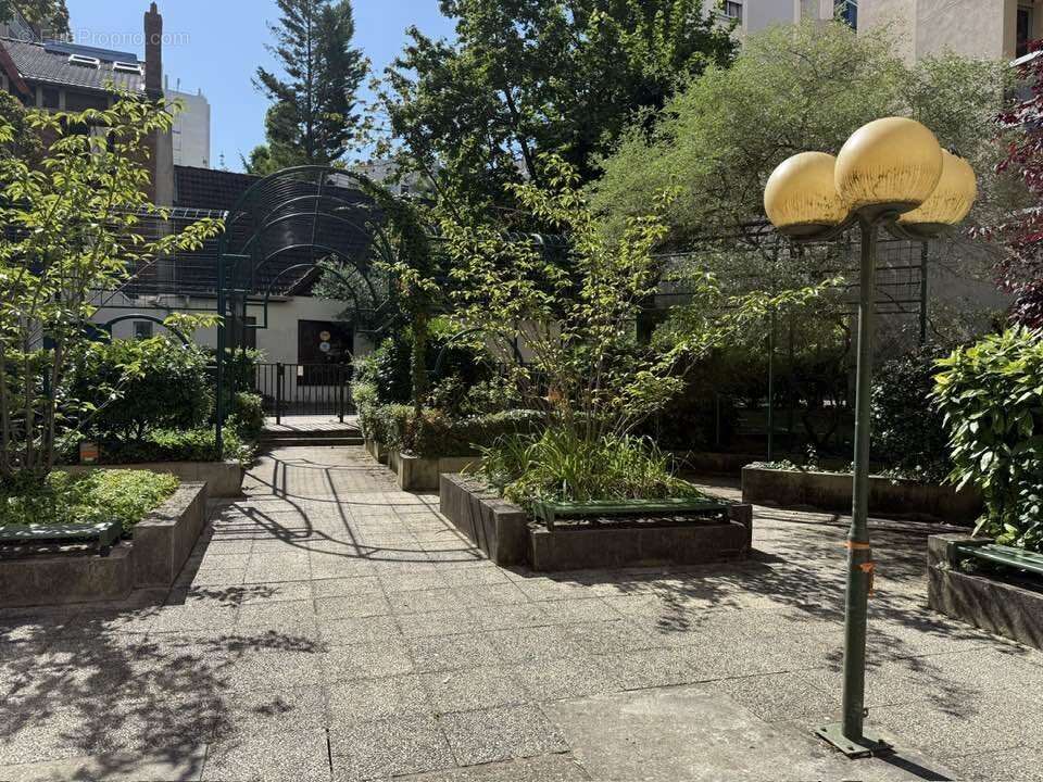 Appartement à VANVES