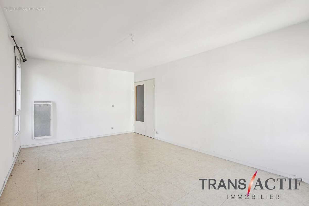 Appartement à ATHIS-MONS