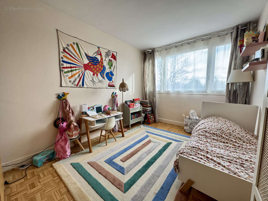 Appartement à LE PERREUX-SUR-MARNE