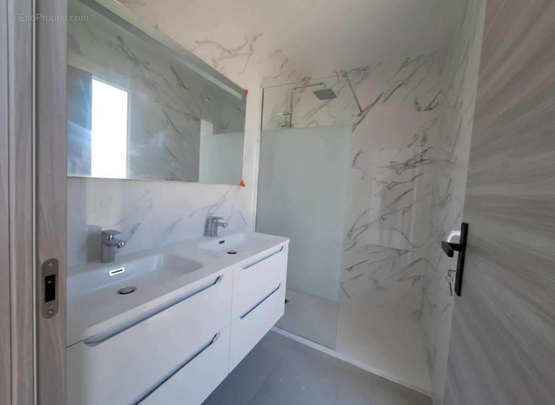 Maison contemporaine de qualité à Pia, 116 m² habitable - photo 6