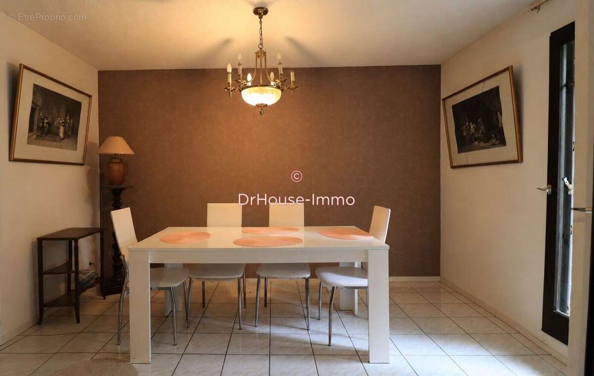 Appartement 84 m² à Lormont  - photo 4
