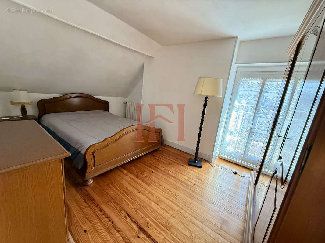 Centre cloyes-les-trois-rivières - maison de ville avec garage et cour privative - photo 9