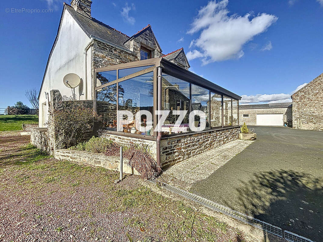 Maison à LES MOITIERS-D&#039;ALLONNE