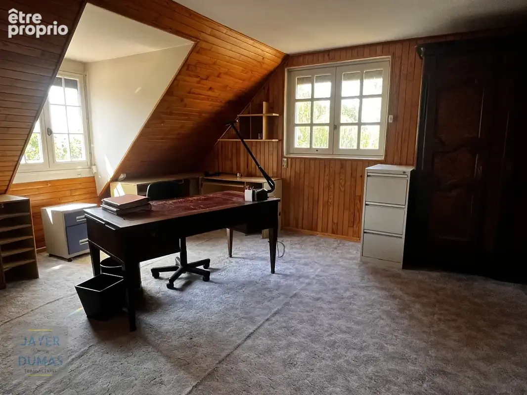 VIREY-LE-GRAND - Vaste Maison traditionnelle avec grande dépendance - - photo 10