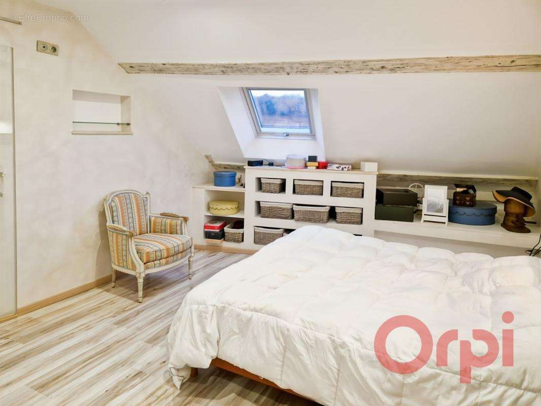 Maison à SAINT-AMAND-MONTROND