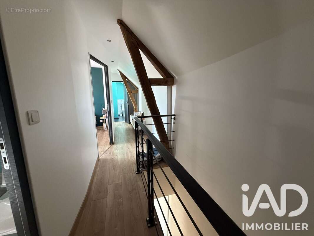 Maison 88 m² à Bouafles  - photo 9