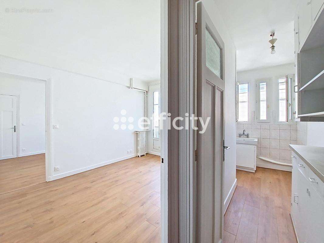 Appartement à ASNIERES-SUR-SEINE