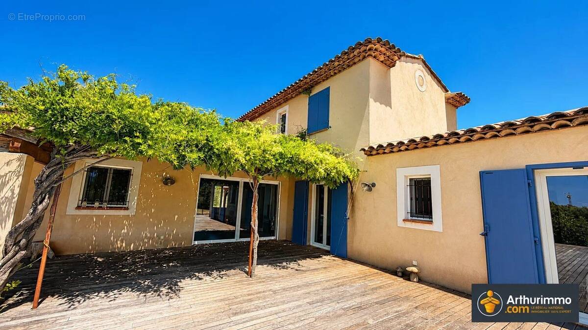 Maison à POURRIERES