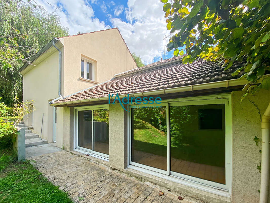 Maison à SERAINCOURT
