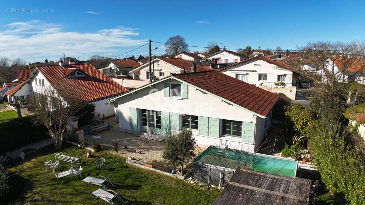 Maison à ARTHEZ-DE-BEARN