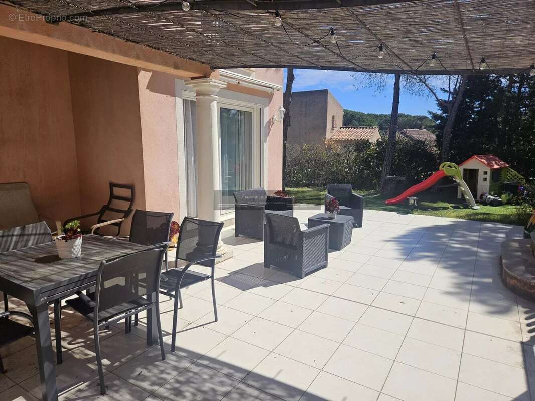 Maison à FREJUS