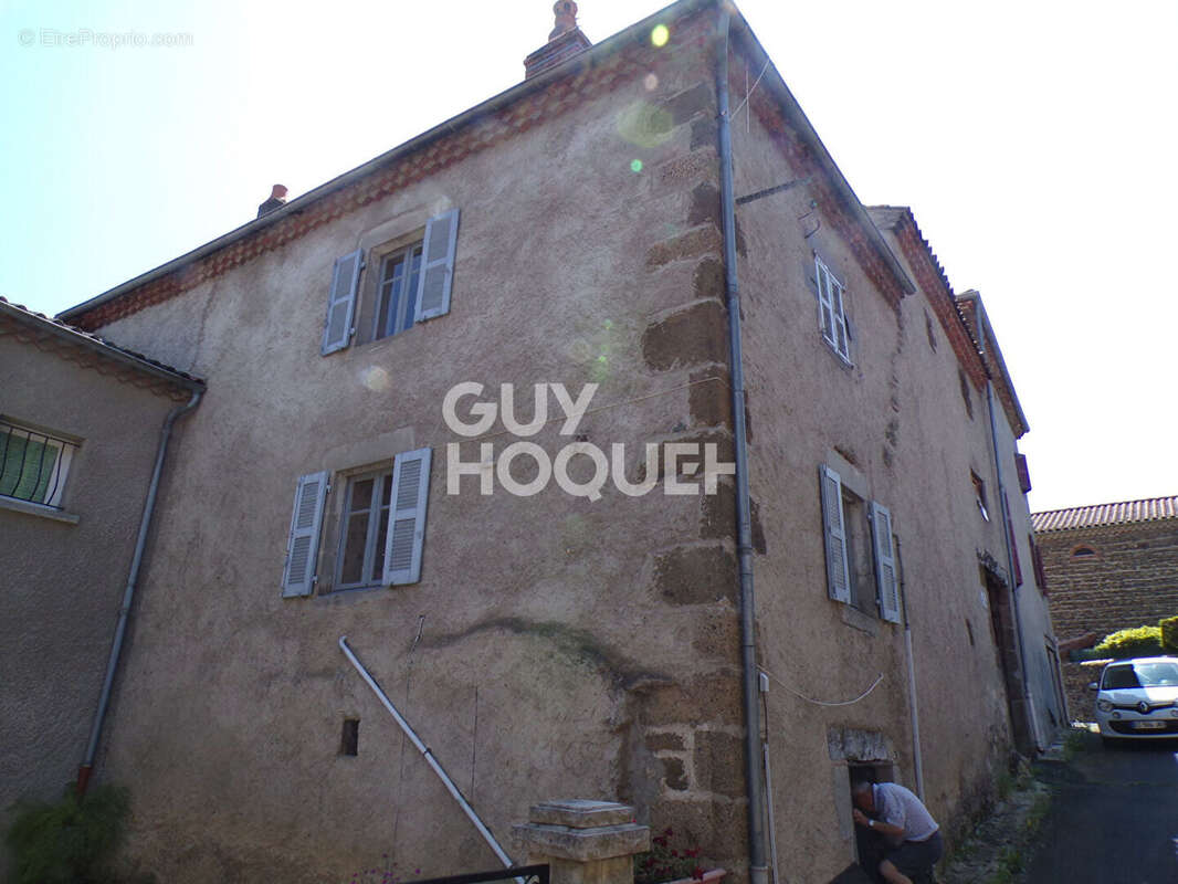 Maison à MAZEYRAT-D'ALLIER