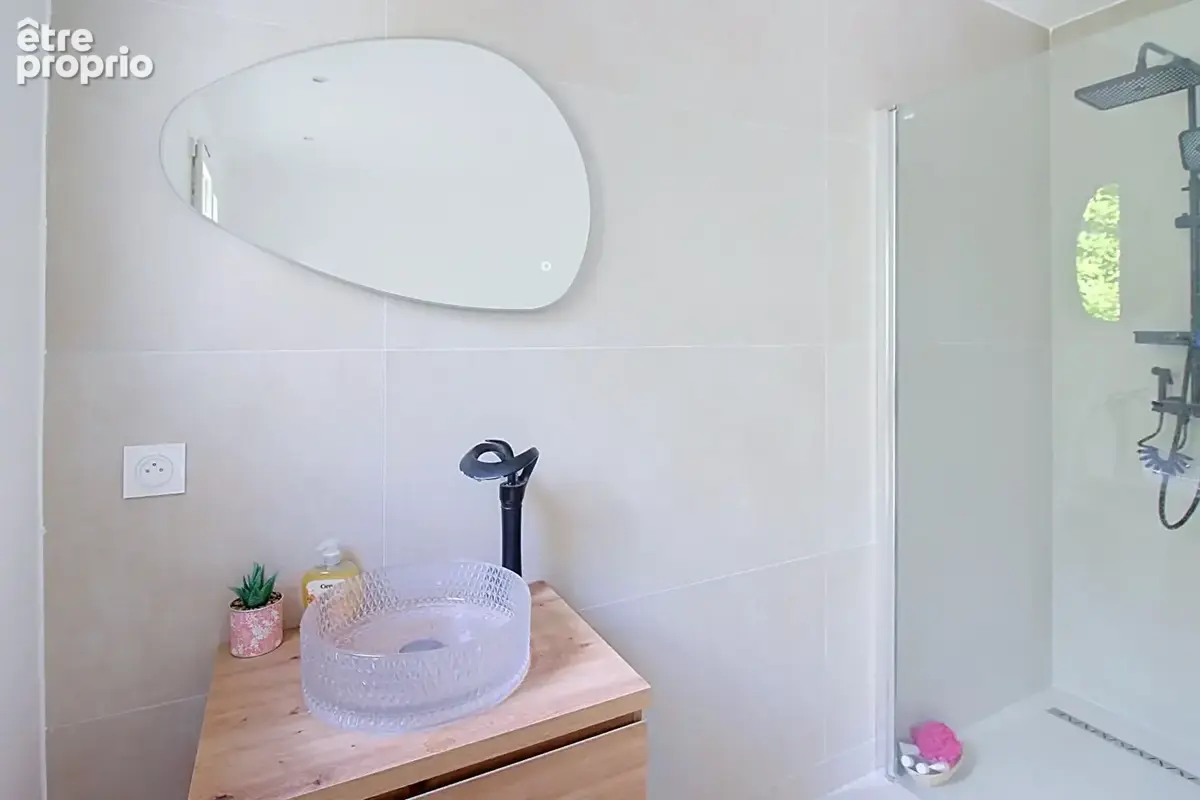 A VENDRE ! Villa neuve 5 chambres de 140 m² avec piscine et garage - VIDAUBAN - photo 25