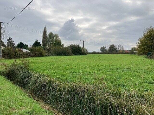 Terrain à LA COUTURE