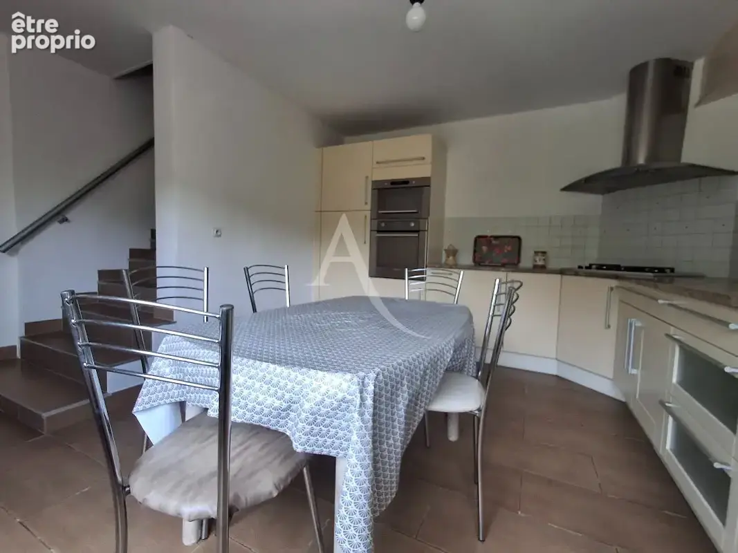 LA TOUR SUR ORB Maison avec garage et terrain - photo 8