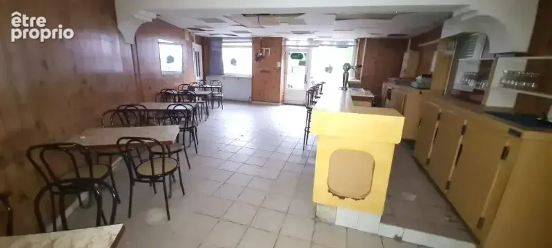A rénové !! maison mitoyenne avec local commercial 154m² - photo 2