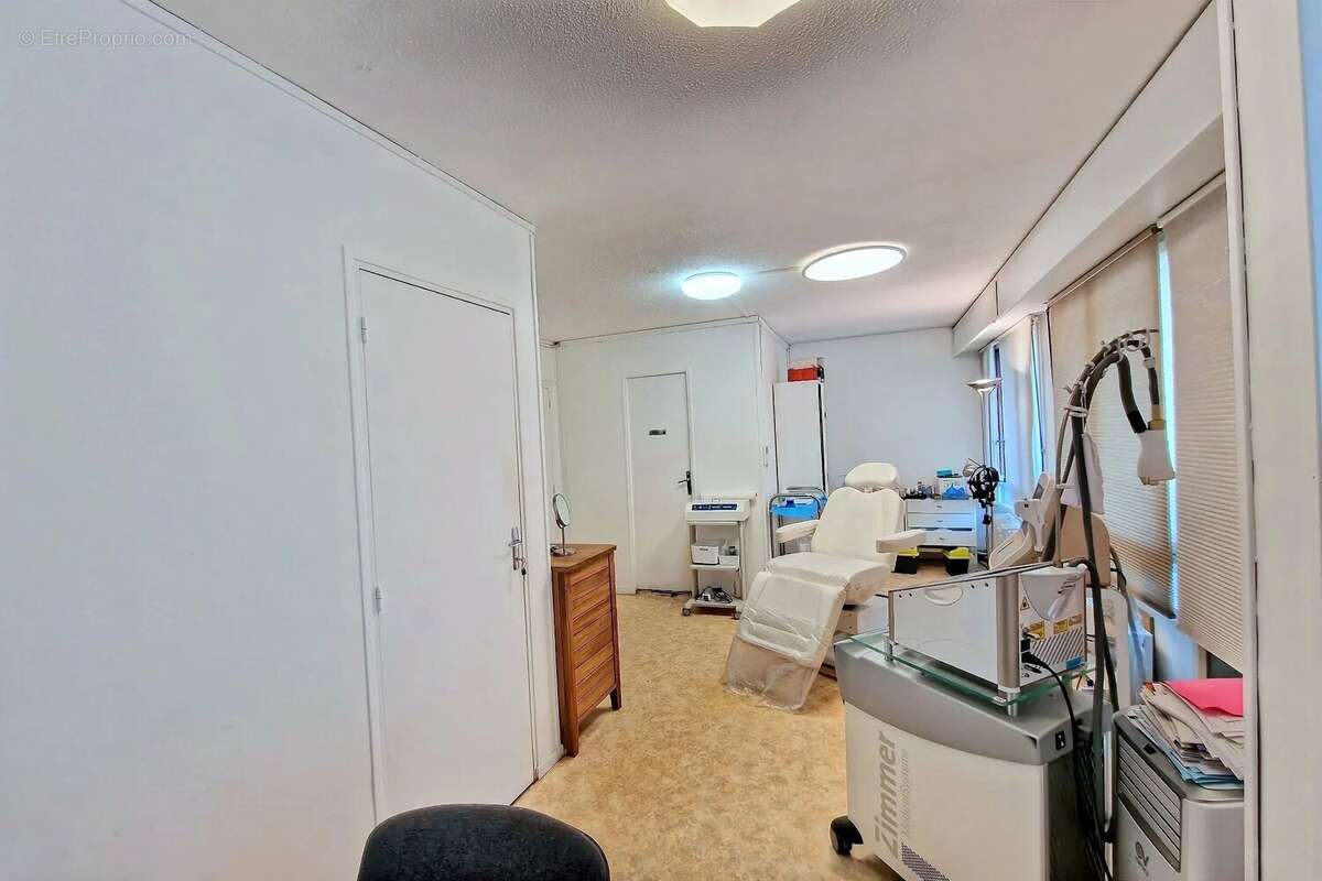 Commerce à NOISY-LE-SEC