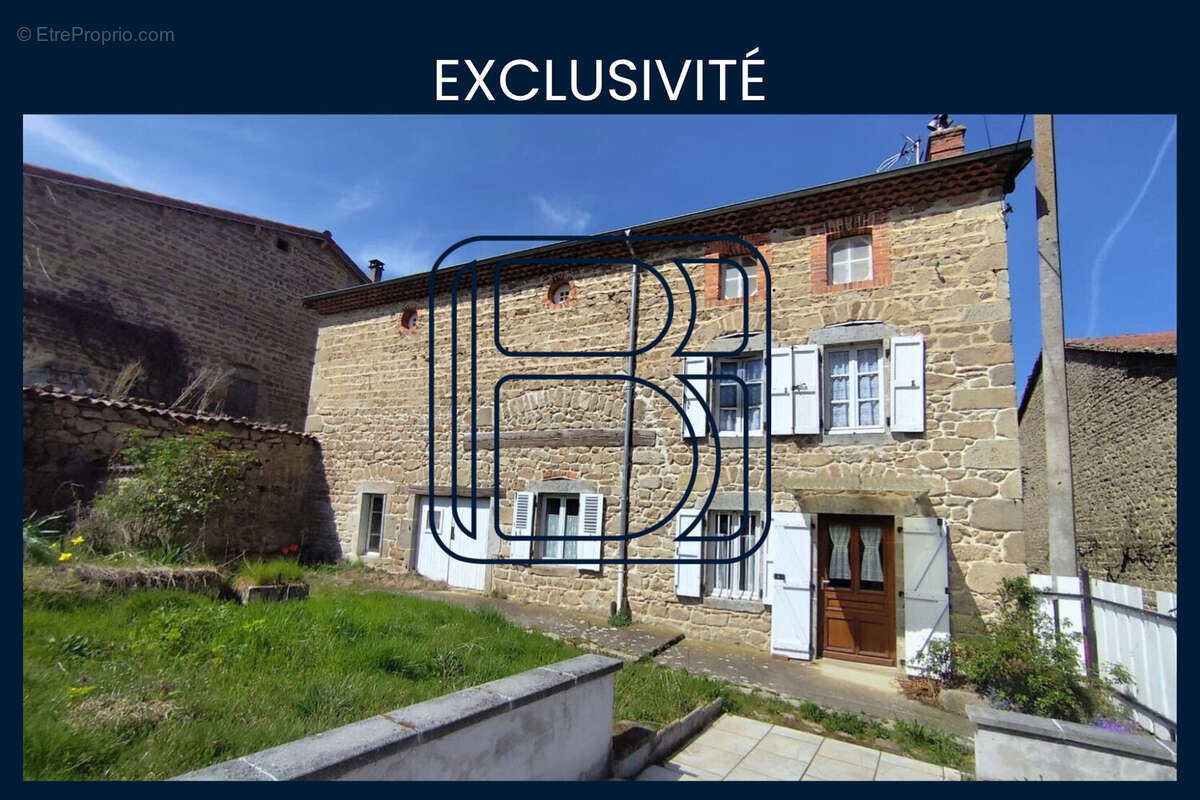 Maison à CUNLHAT