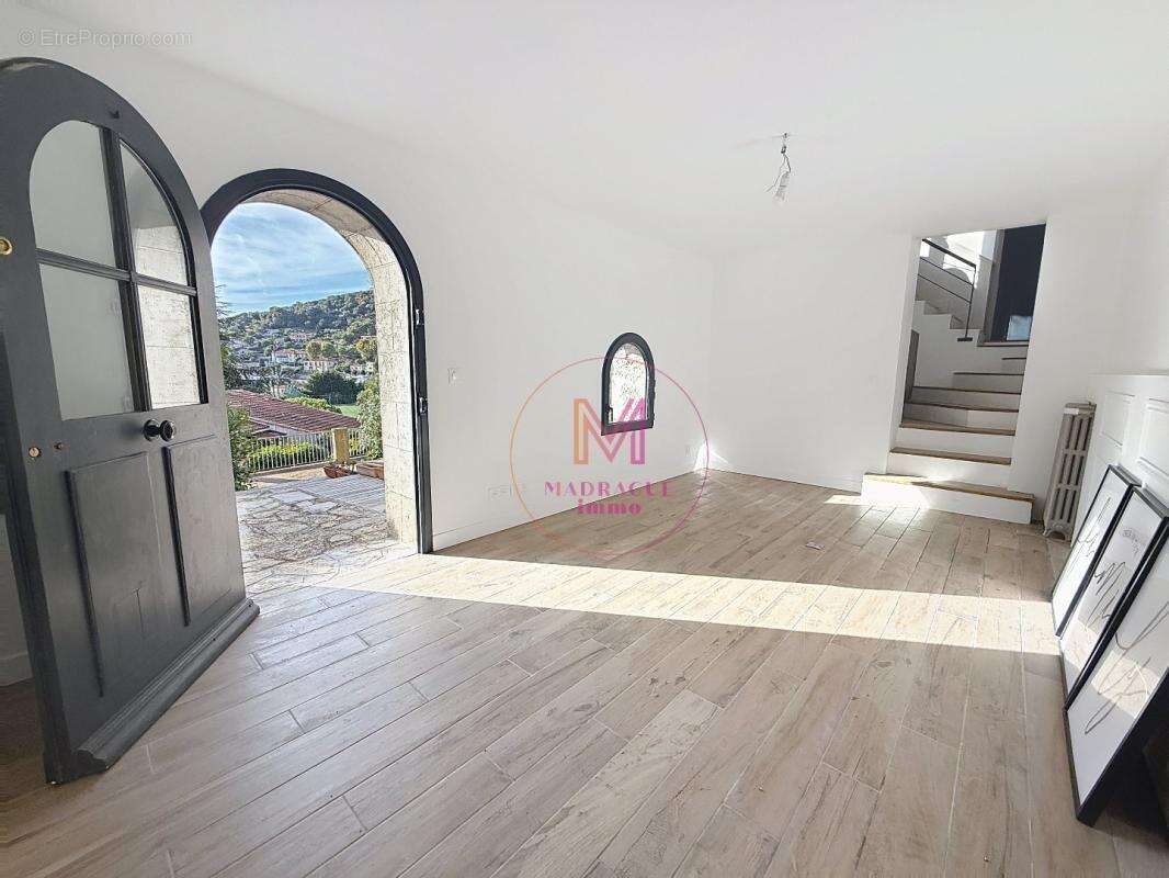 Maison à LA TURBIE