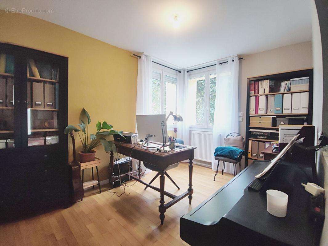 Maison à NOISY-LE-SEC