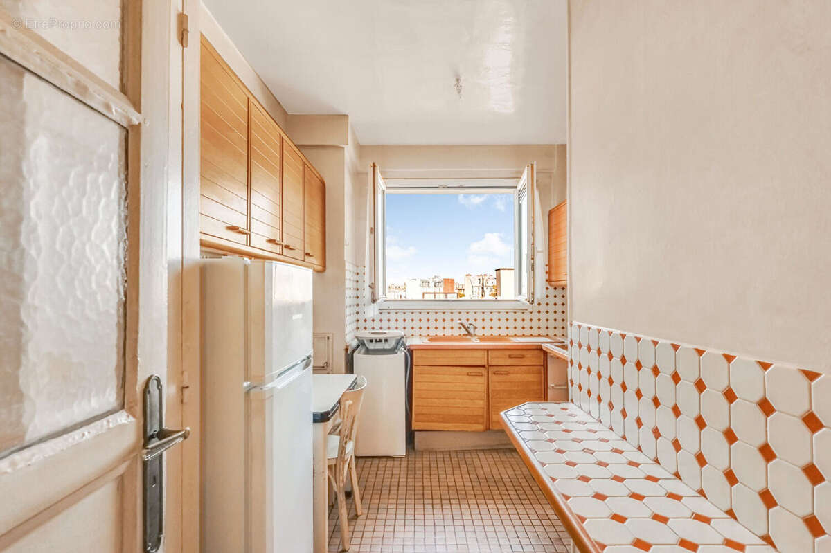 Appartement à PARIS-12E