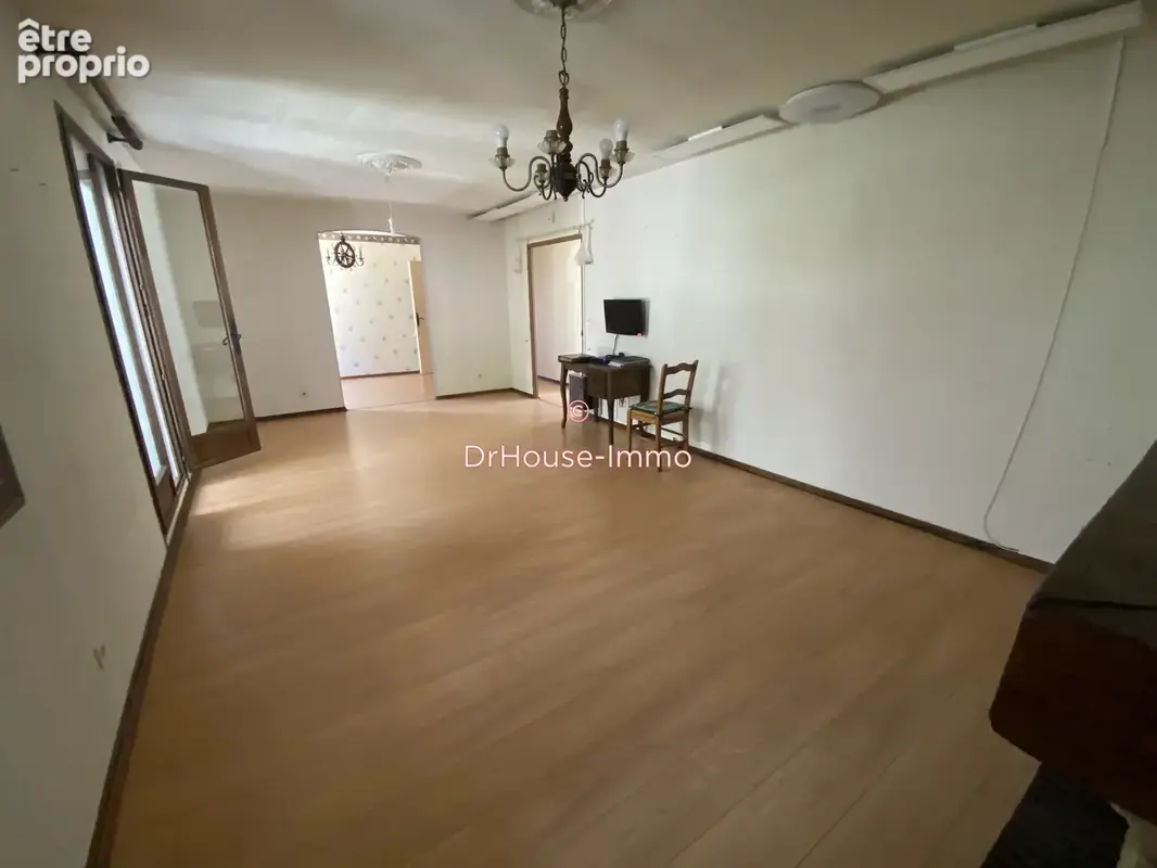 Maison 5 pièces 101 m² à vendre à Gareoult (83136) - photo 5
