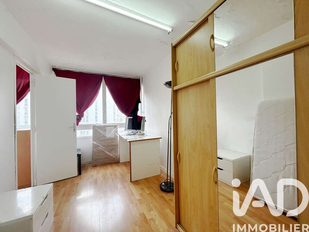 Photo 2 - Appartement à AUBERVILLIERS