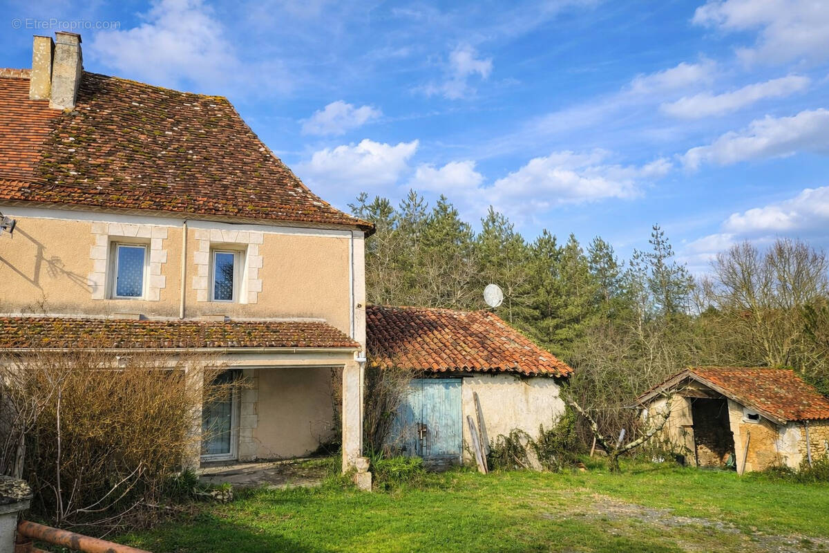 Maison à VILLAMBLARD