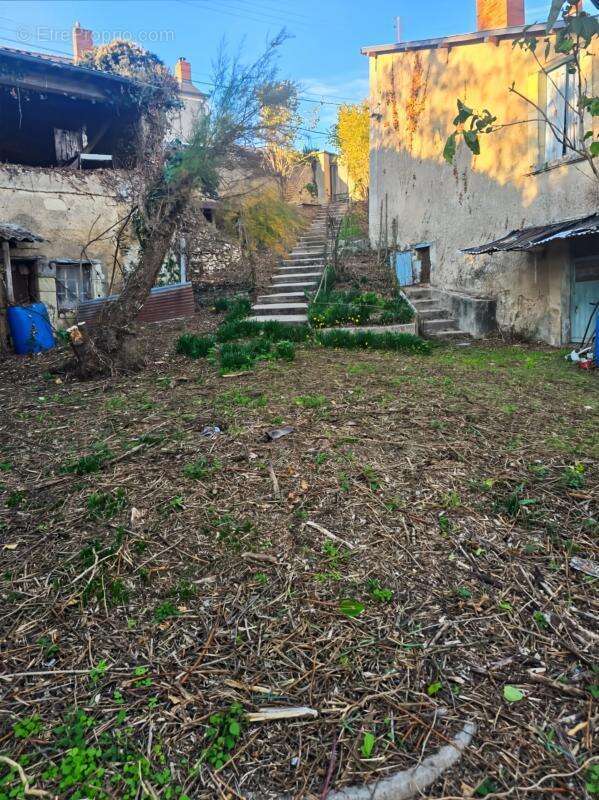 Maison à MONTREUIL-BELLAY