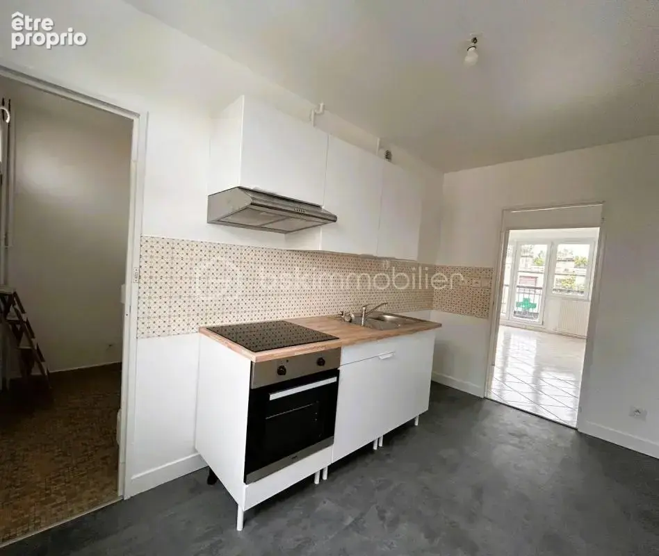 Appartement à CORBEIL-ESSONNES