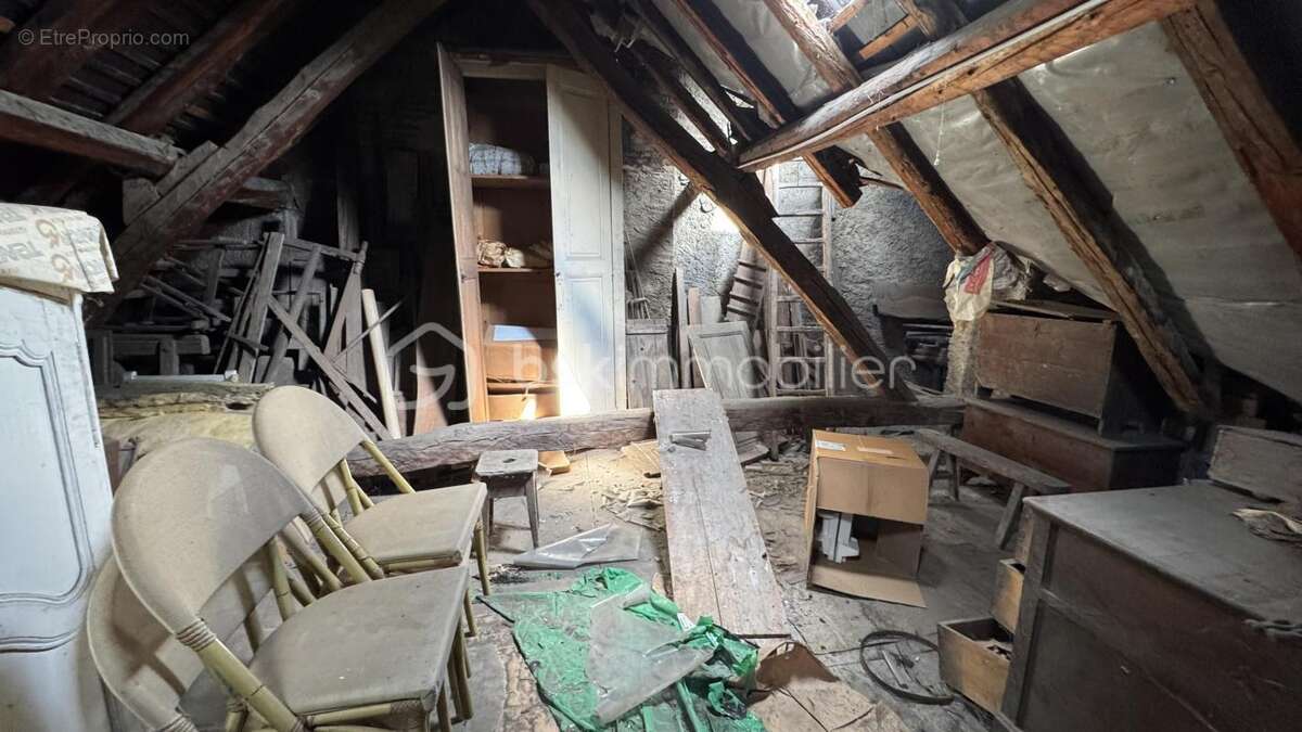 Appartement à LA MURE