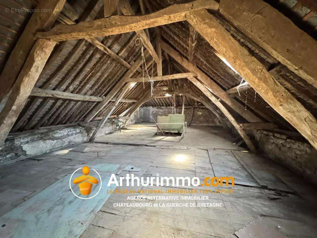 Maison à LA GUERCHE-DE-BRETAGNE