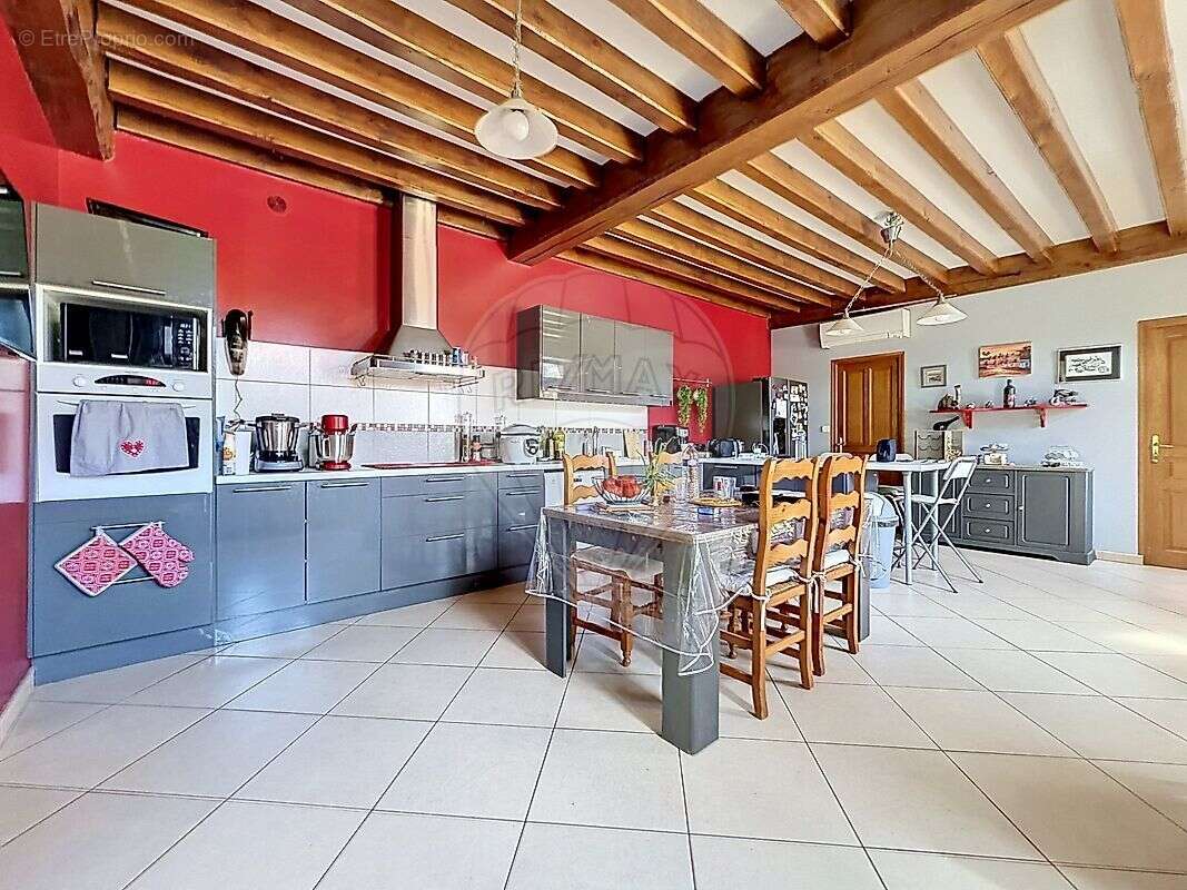 Maison à VILLEBOUGIS