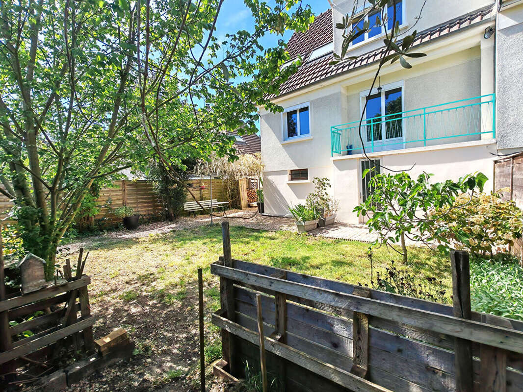Maison à AUBERGENVILLE