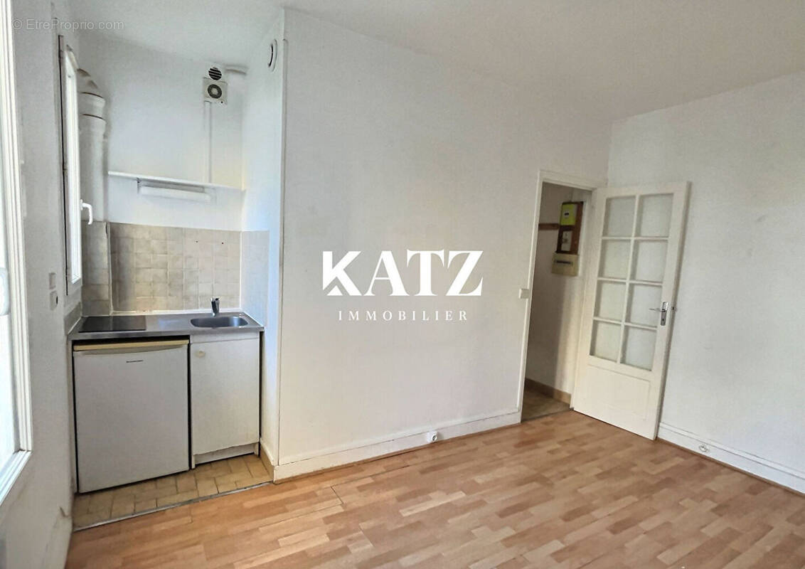 Appartement à PARIS-20E