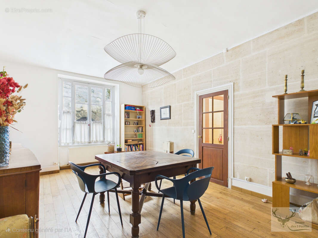 Maison à CHANTILLY