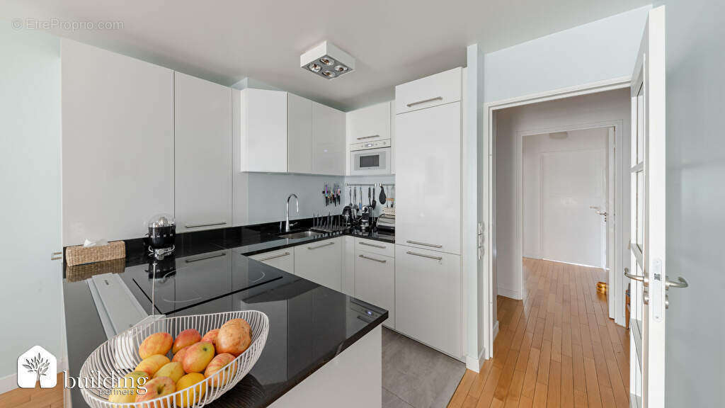 Appartement à LEVALLOIS-PERRET