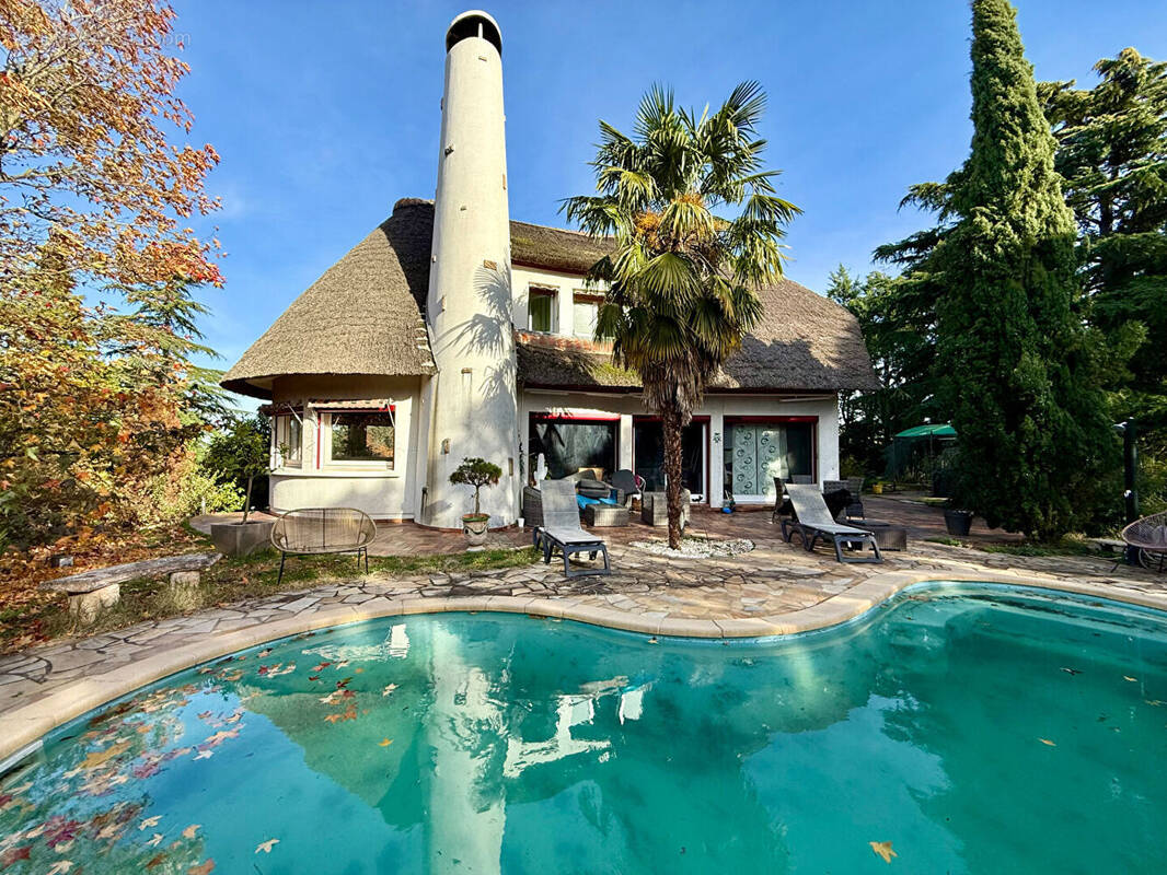 Maison à COMMELLE-VERNAY