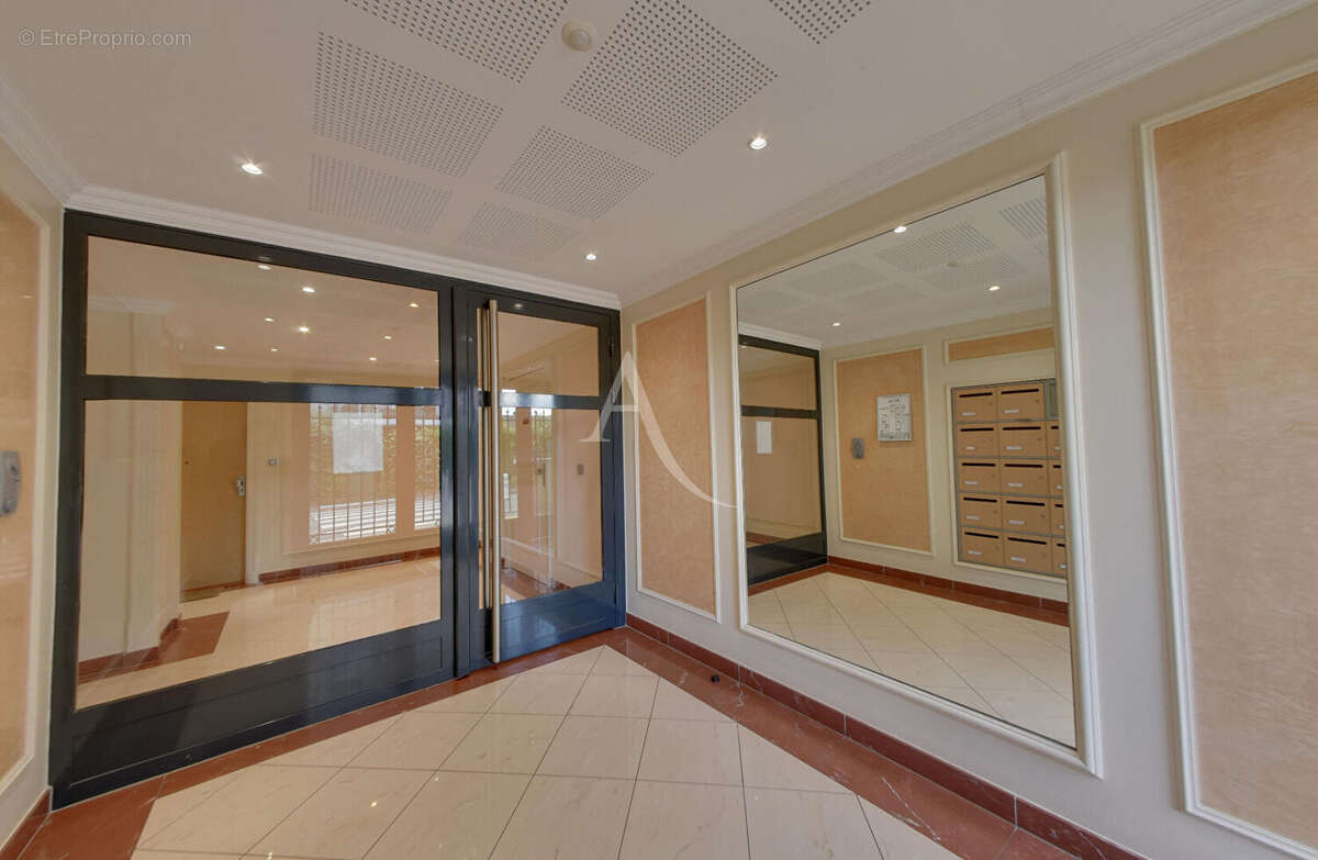 Appartement à OZOIR-LA-FERRIERE