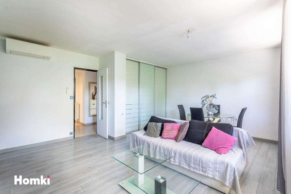 Appartement à MARSEILLE-12E