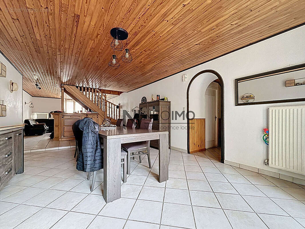 Maison à LIFFOL-LE-GRAND