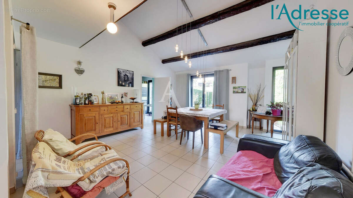 Maison à CHAMPS-SUR-MARNE