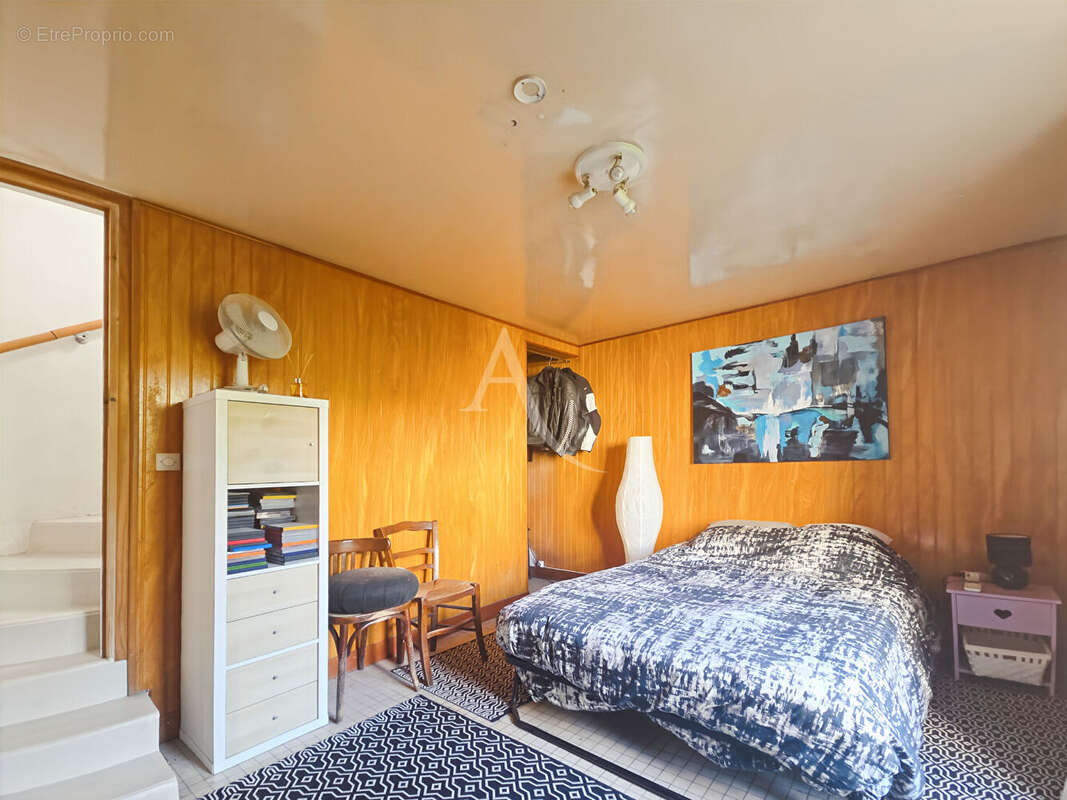 Maison à OINVILLE-SUR-MONTCIENT