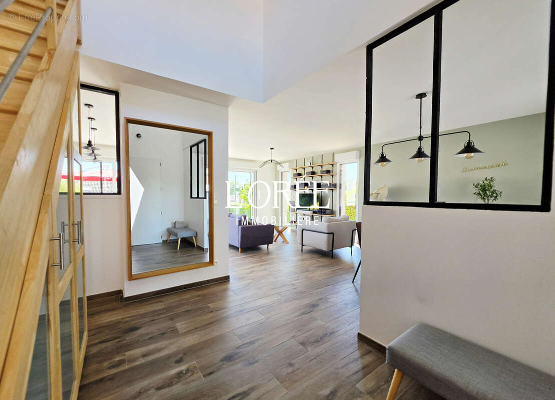 Maison contemporaine 130 m2 - 3 chambres - 1 bureau - Garage - Jardin - photo 5