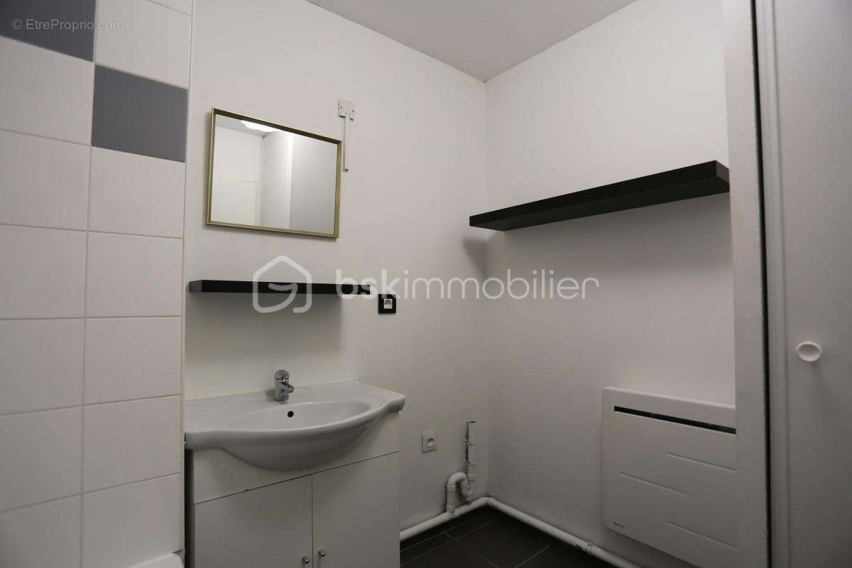 Appartement à SALLAUMINES