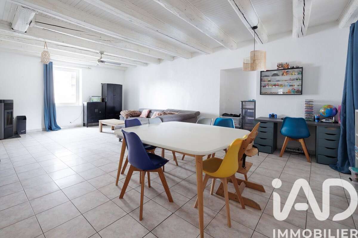 Photo 7 - Maison à SAINT-GENIS-LES-OLLIERES