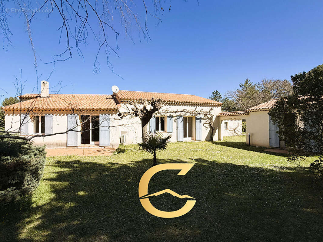 Maison à JOUQUES